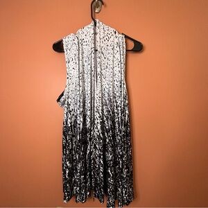 Black and White Sleeveless Layered Top